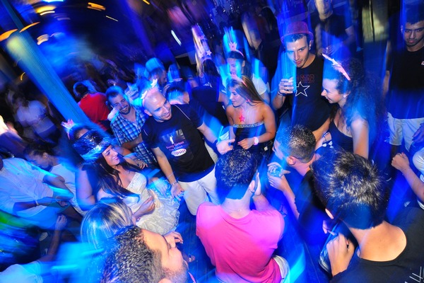 Saturday Night At Edde Sands